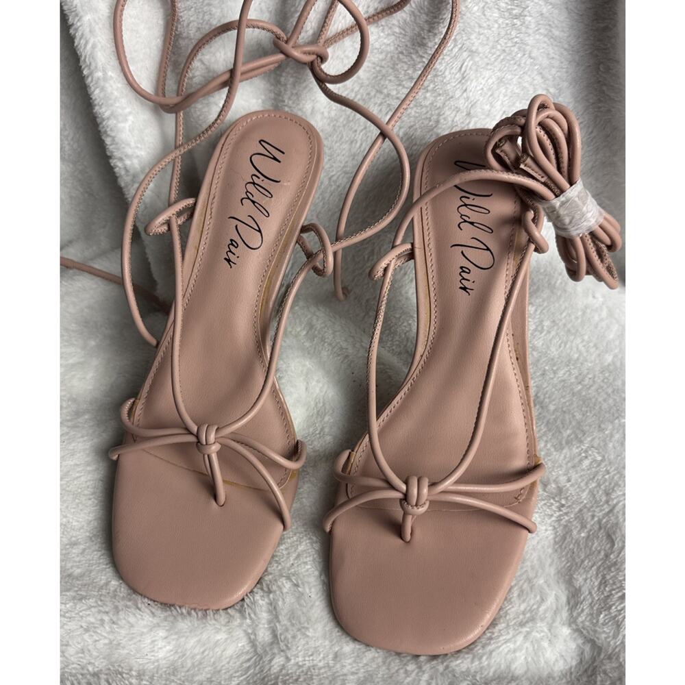 NEW Wild Pair SANTEAGO Sz 7 M Strappy Wedge Nude 4" Summer Clear Heel Sandals